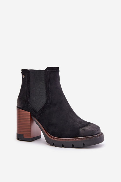 Stiefeletten mit Absatz | Step in style