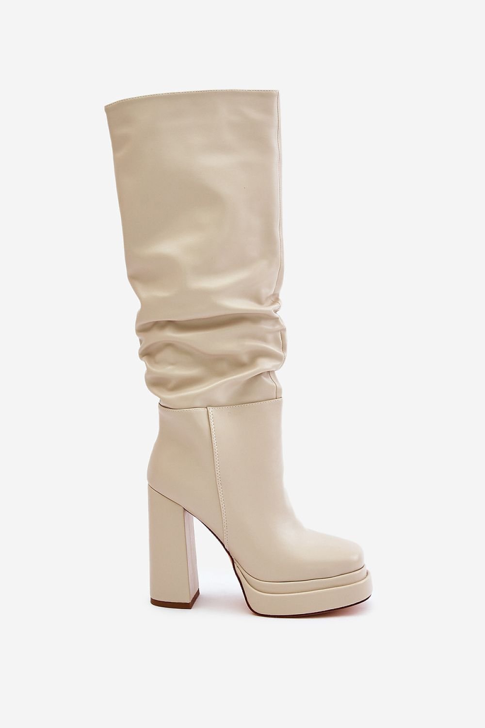 Stiefel mit Absätzen | Step in style