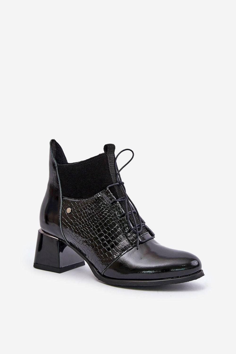 Stiefeletten mit Absatz Step in style