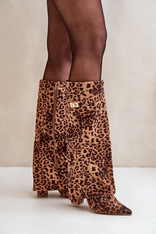 Stiefel mit Absätzen Step in style