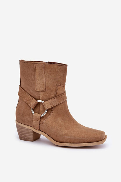 Stiefeletten mit Absatz | Step in style