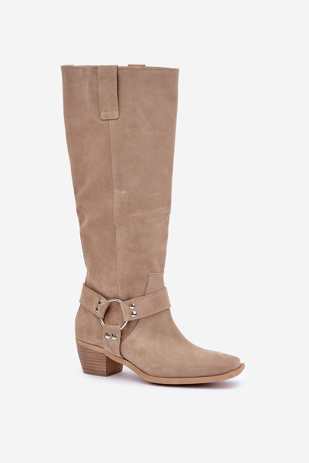 Stiefel mit Absätzen Step in style