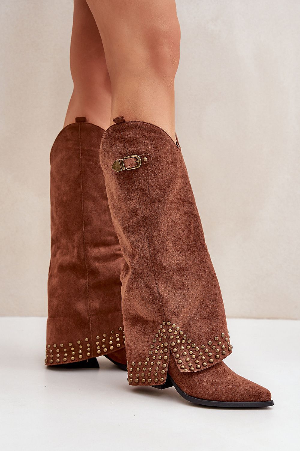 Stiefel mit Absätzen | Step in style