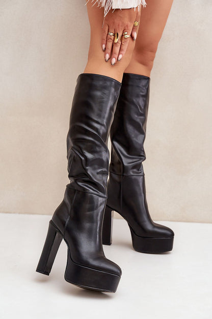 Stiefel mit Absätzen | Step in style