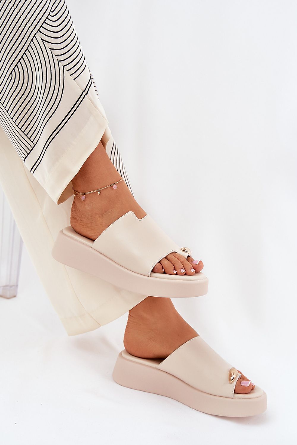  Pantoletten model 209952 Step in style 