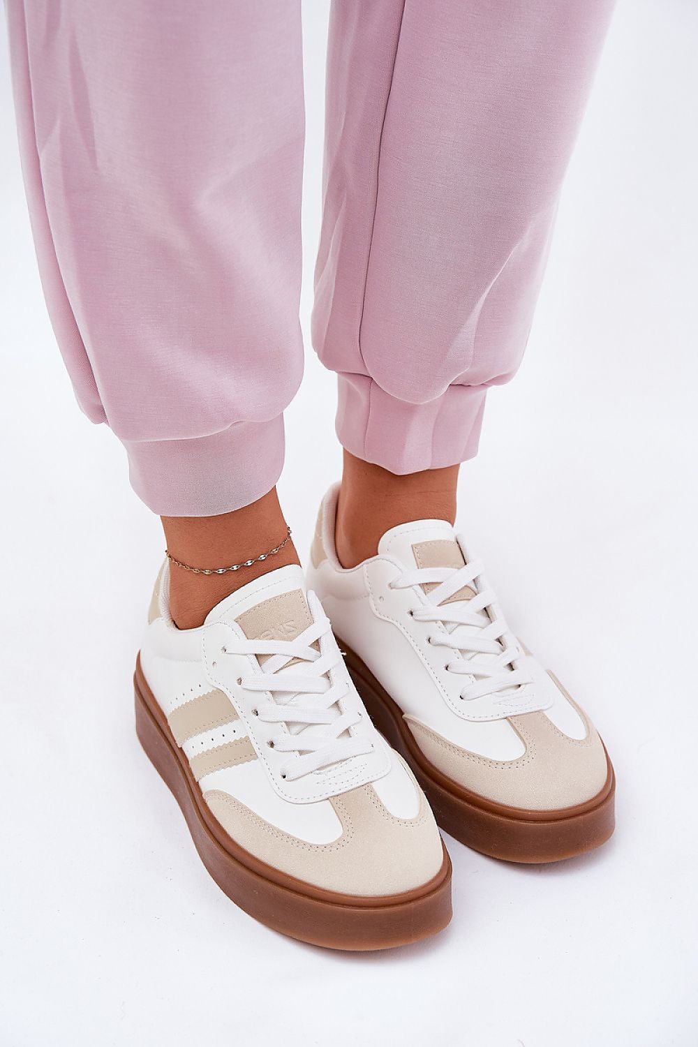 Sportschuhe Step in style