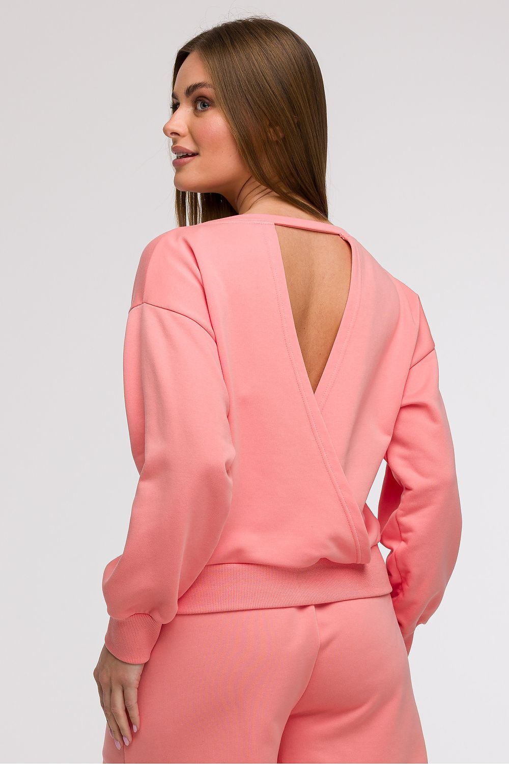  Sweater model 211528 BeWear 