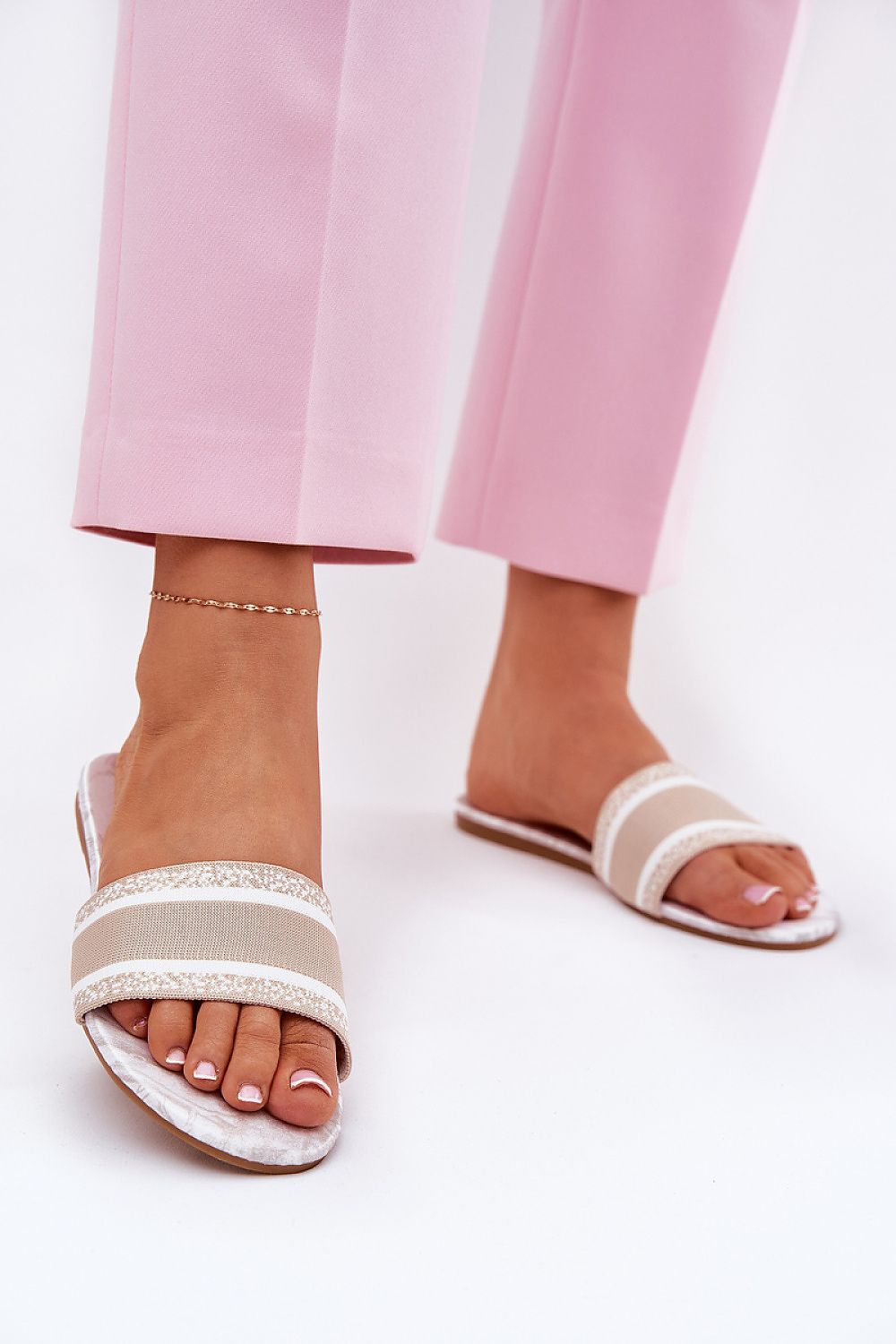 Pantoletten model 211694 Step in style 