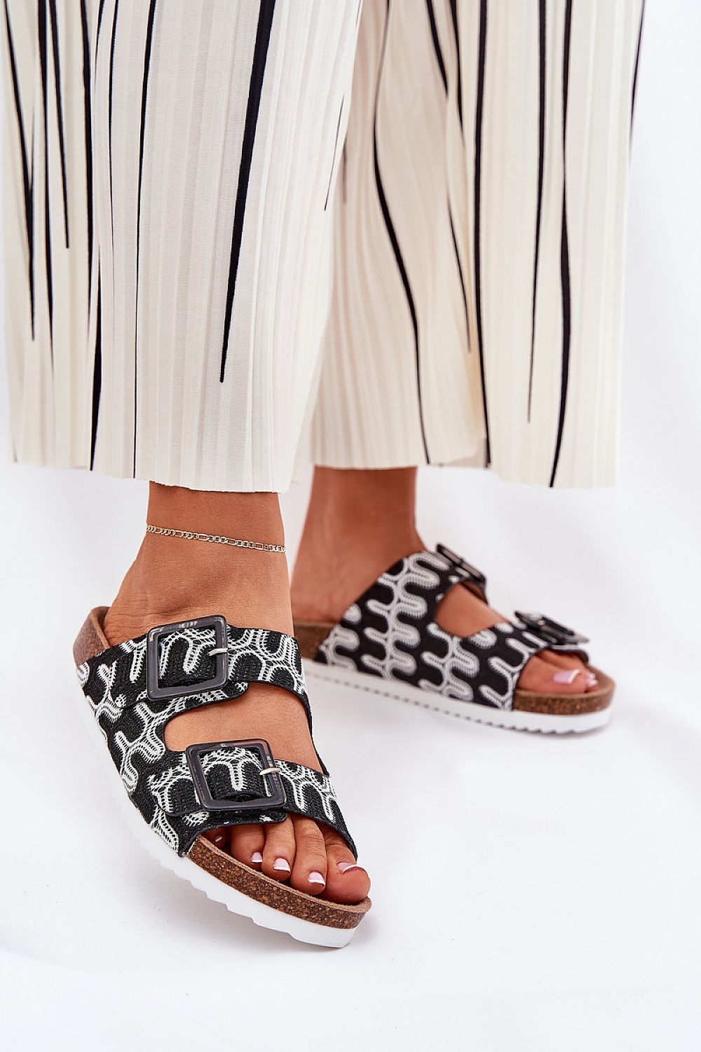  Pantoletten model 211965 Step in style 