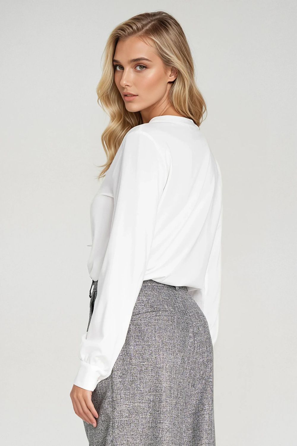  Bluse model 217582 Nife 