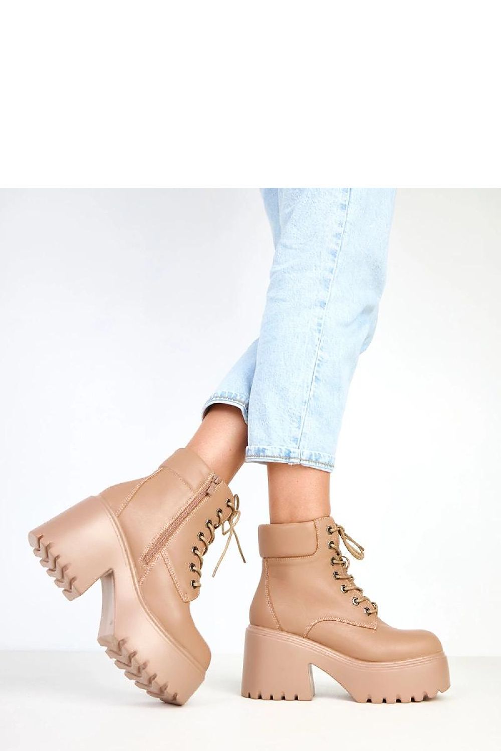  Stiefeletten mit Absatz model 217928 Solea 