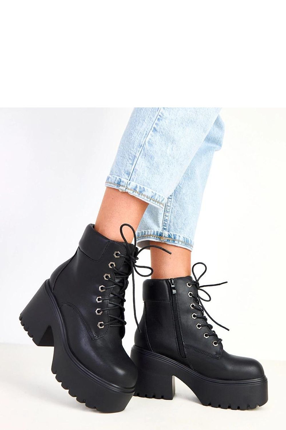  Stiefeletten mit Absatz model 217929 Solea 