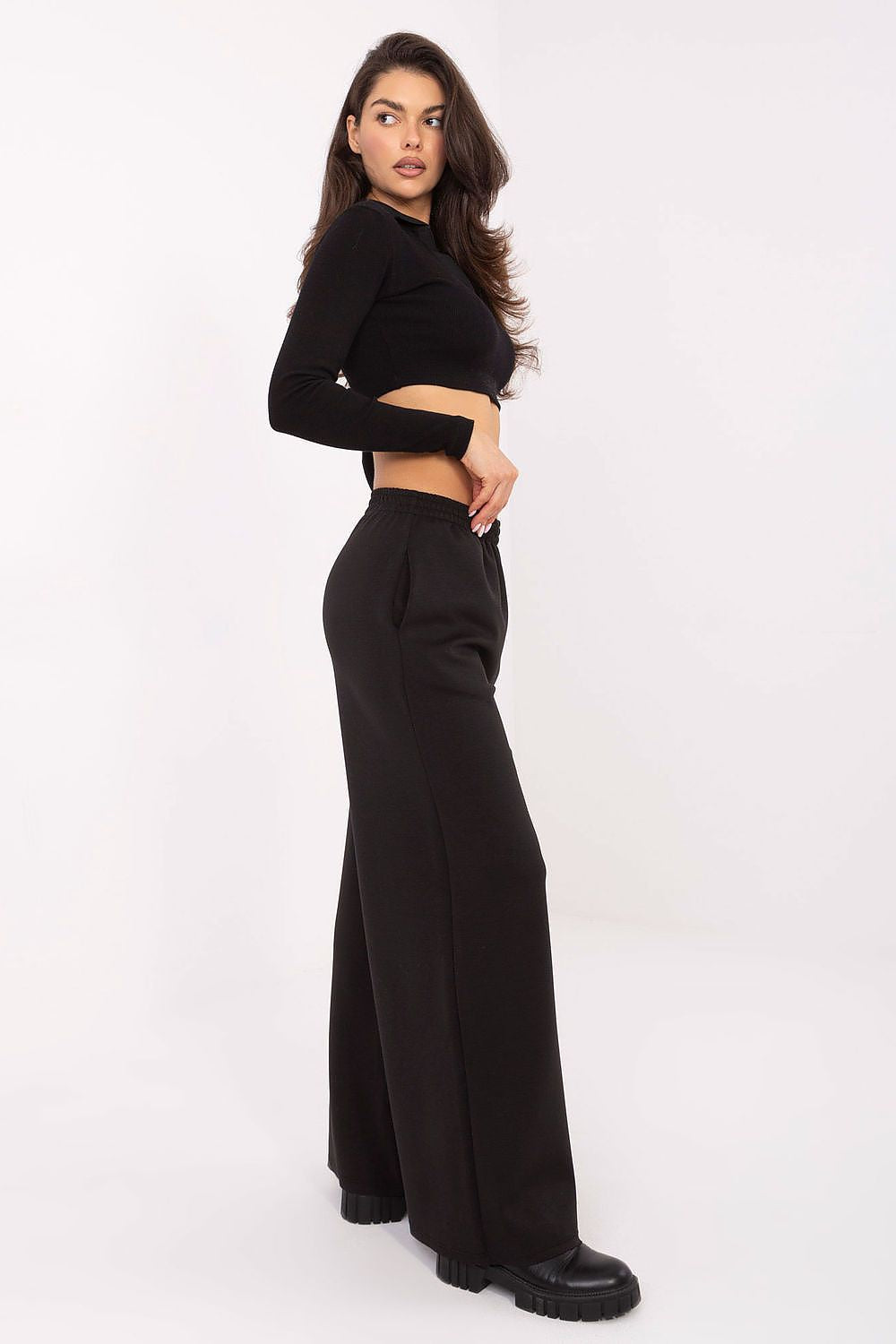  Sportanzug Hosen model 218435 Italy Moda 