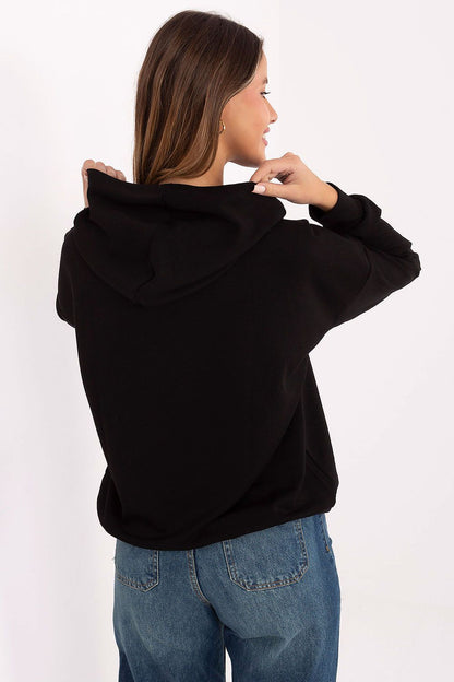  Sweater model 220419 Relevance 