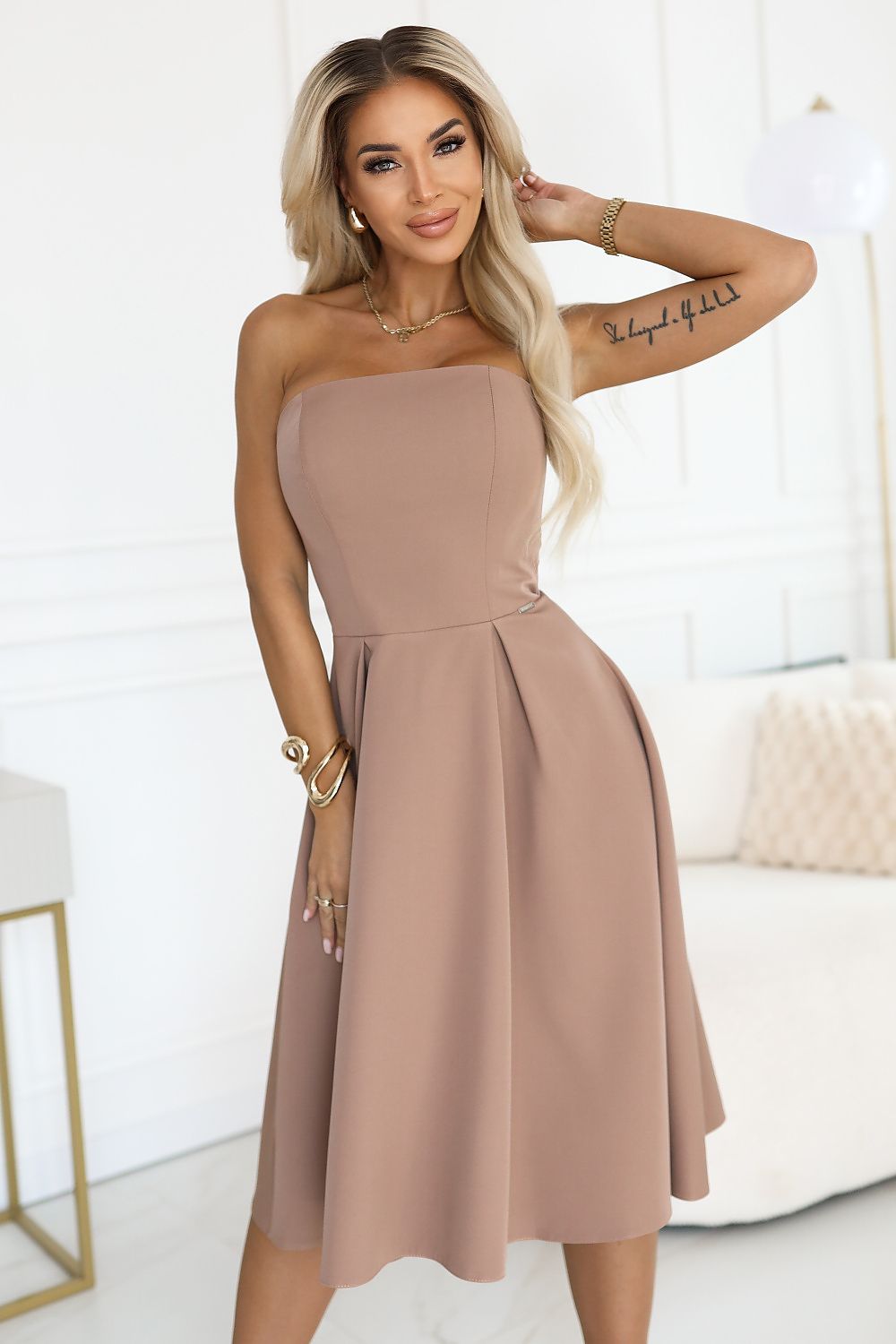 Abendkleid model 221118 Numoco 
