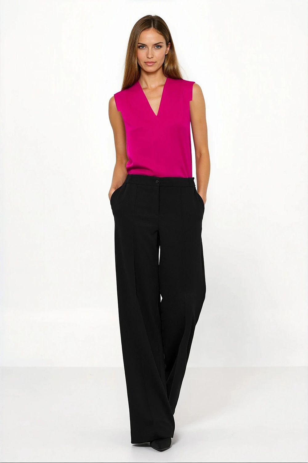  Damen Hose model 221223 Nife 
