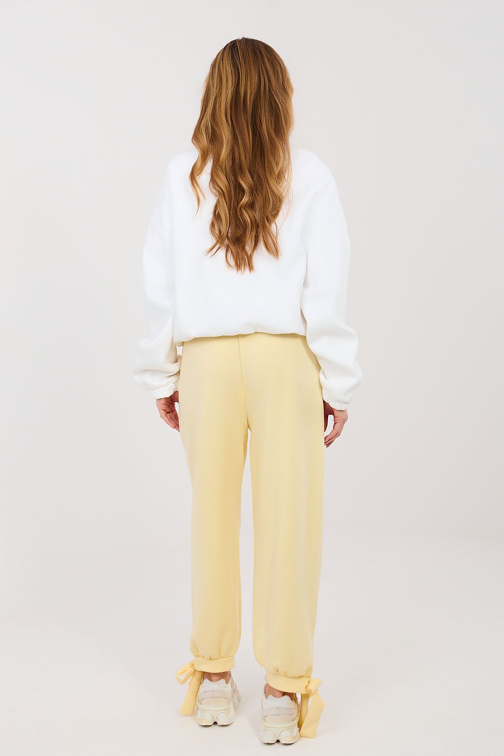  Sportanzug Hosen model 223471 Italy Moda 