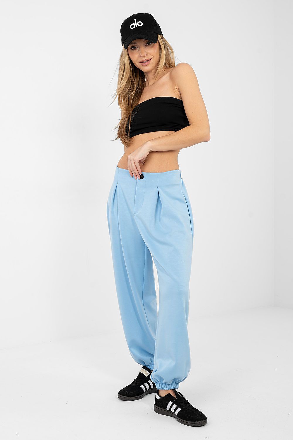  Sportanzug Hosen model 223751 Italy Moda 