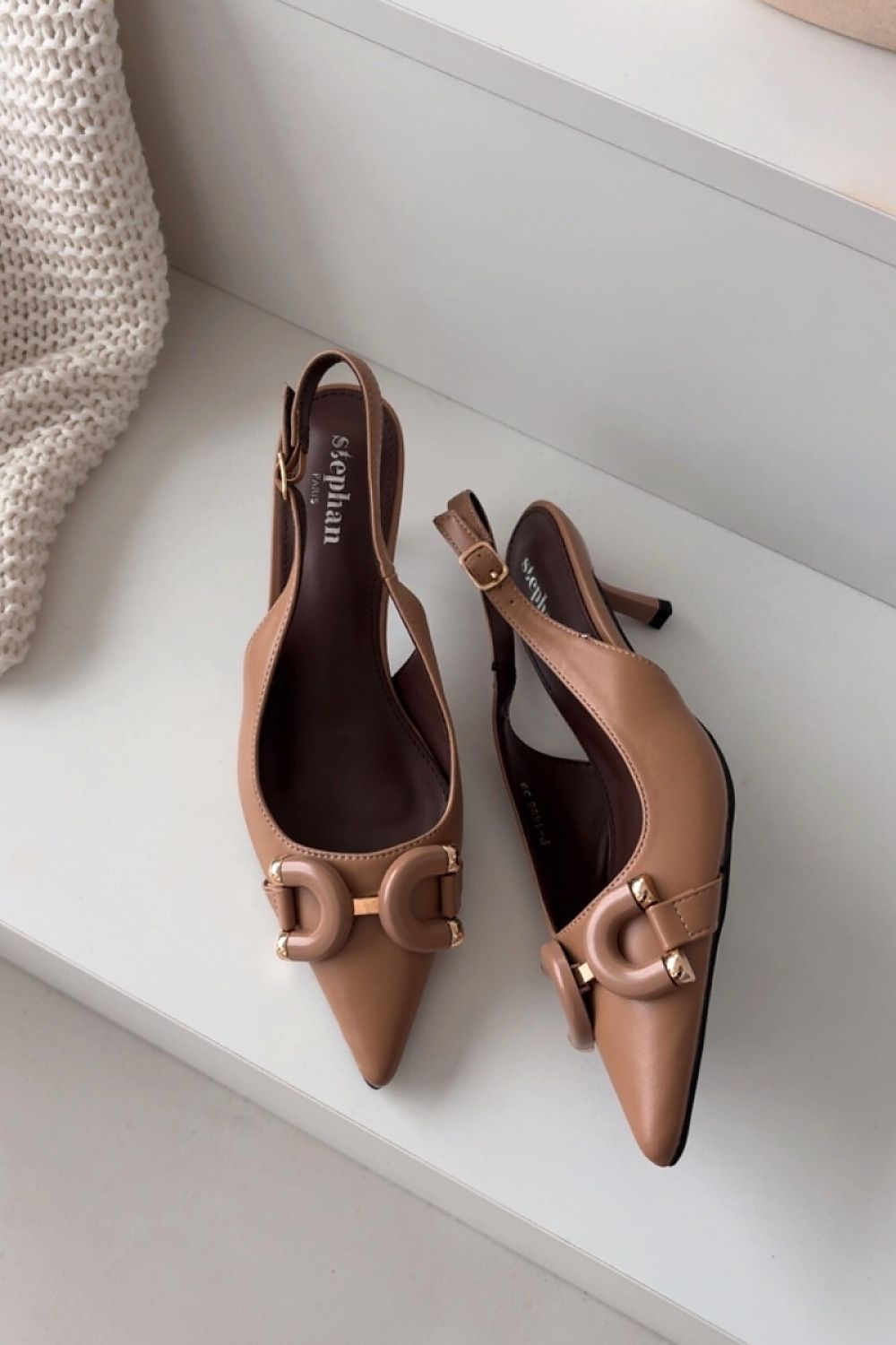 Sandalen mit Absatz Step in style