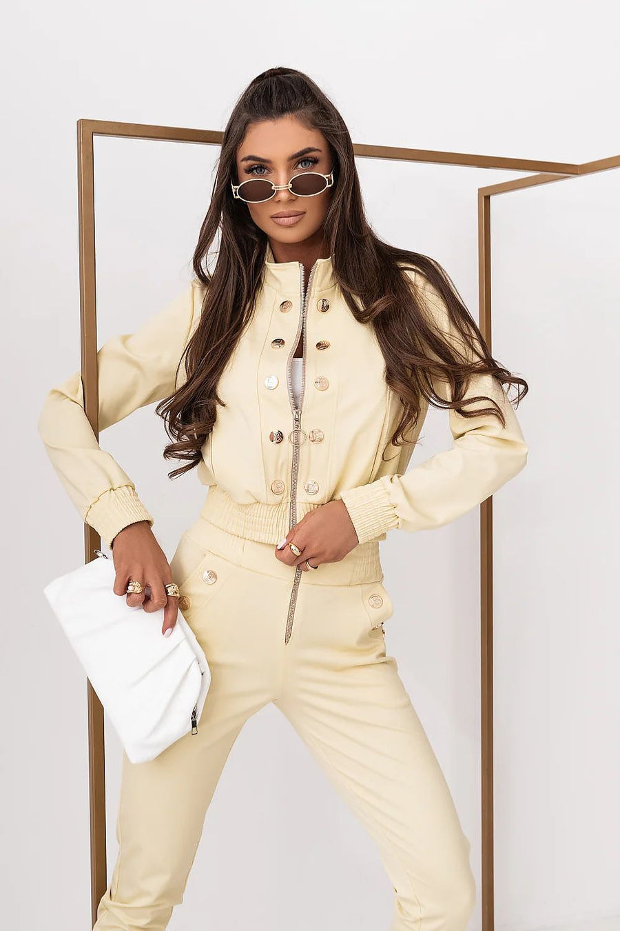 Zweiteiliges Set mit Zip-Pullover und schmaler Hose