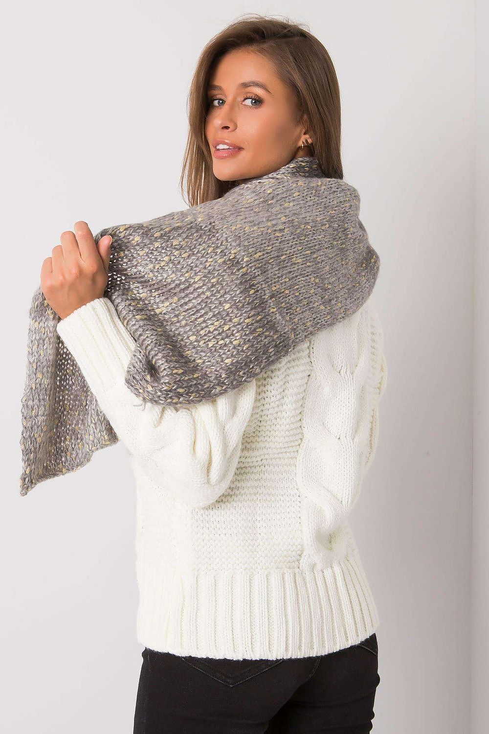  Schal model 161166 AT 