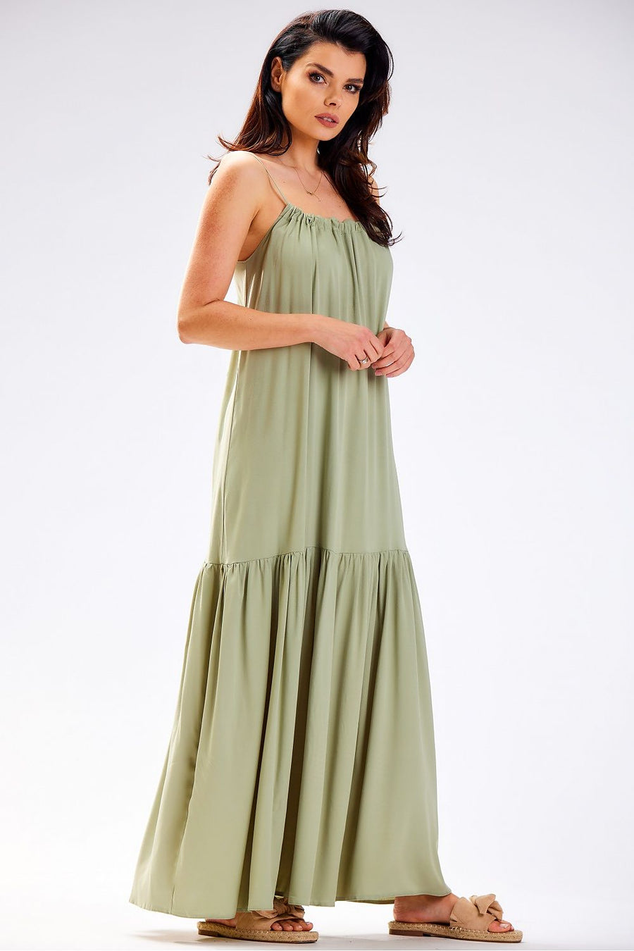 Natürliches Boho Sommerkleid mit Volantrock