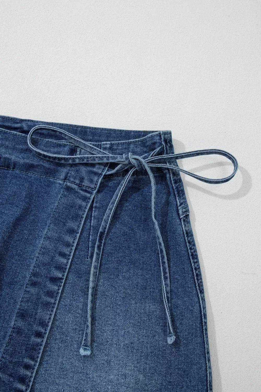 Damen Hosenrock mit Bindeband in Detailansicht