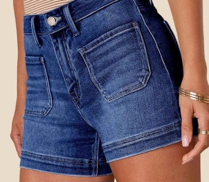 Damen High Waist Jeans Shorts mit sichtbaren Vordertaschen in Produktansicht