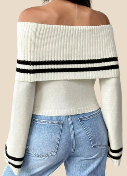 Kurzer schulterfreier Damen Pullover mit Streifen in Vorderansicht