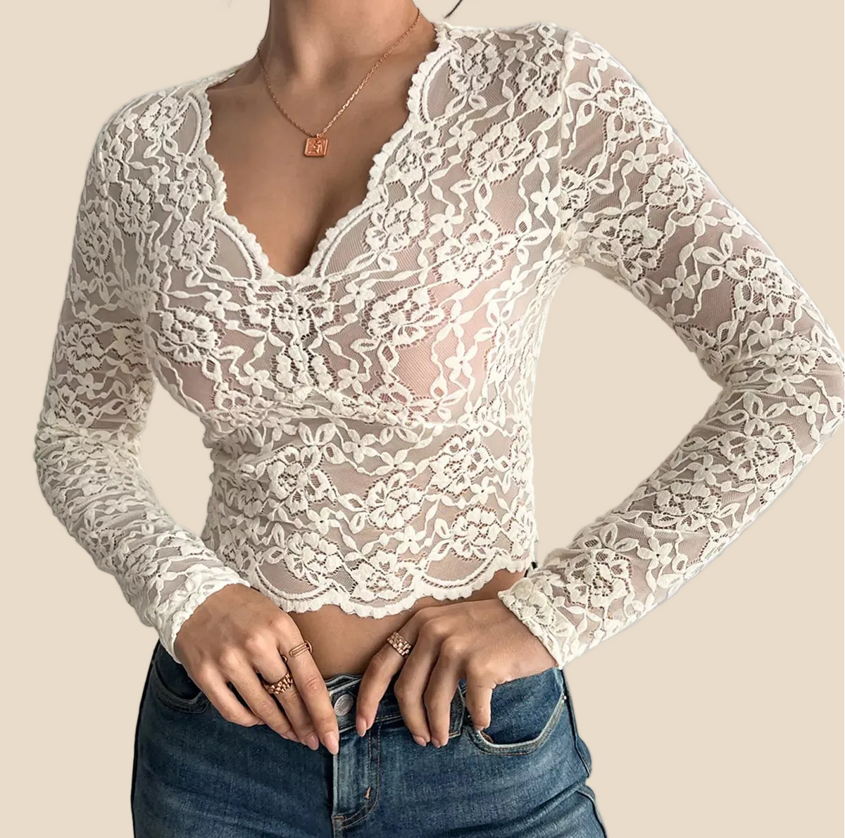 Damen Spitzenbluse mit V-Ausschnitt in Vorderansicht