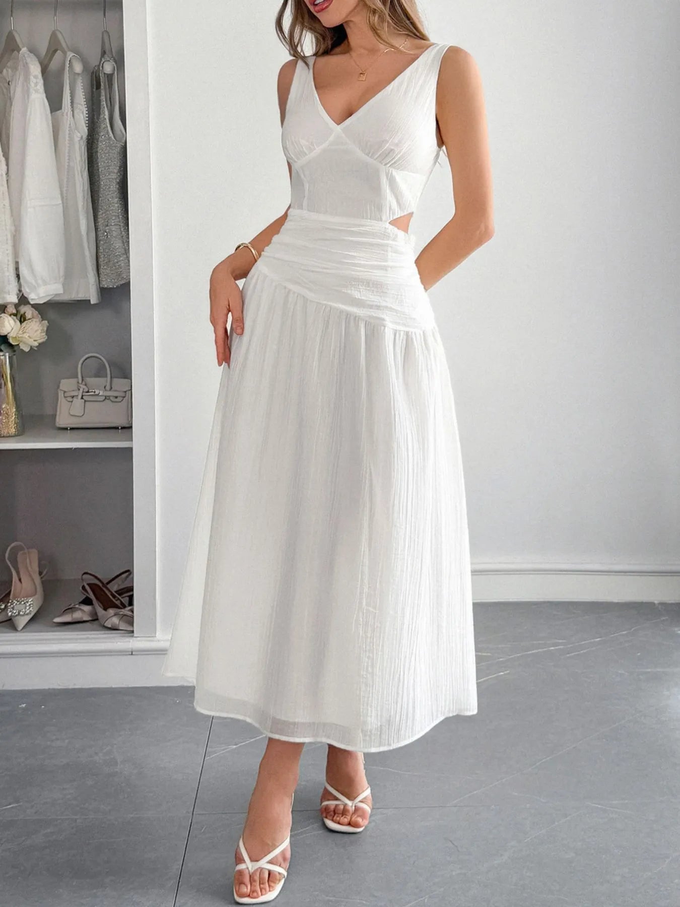 Damen Cutout V-Neck Midi Sommerkleid als ärmelloses Alltagskleid