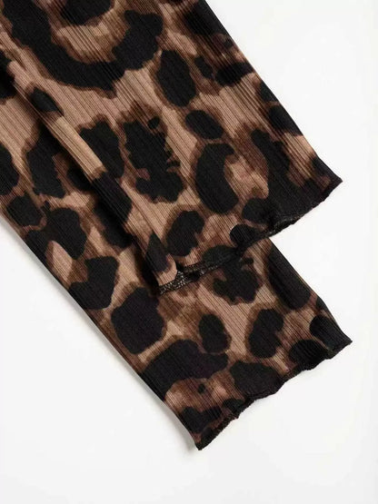 Ärmeldetail des Leopard Langarmshirts für Damen