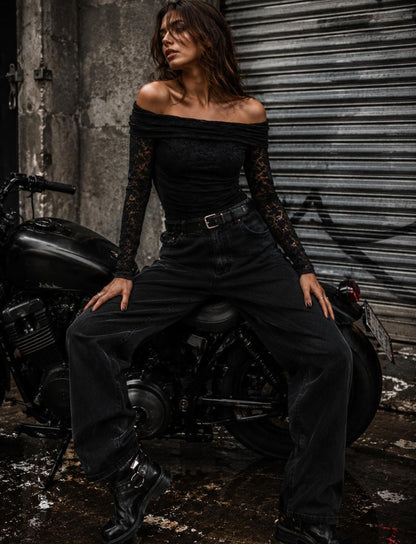 Figurbetontes One-Shoulder Spitzentop für Damen mit langen Ärmeln modern kombiniert